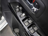 ◆パワーウィンドウスイッチ◆運転席から全席の窓の開閉操作を行うことが出来いつでも換気ができます!