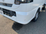 フロントの超音波センサーです