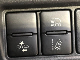 【トヨタセーフティセンス】走行中に前方の車両等を認識し、衝突しそうな時は警報とブレーキで衝突回避と被害軽減をアシスト。より安全にドライブをお楽しみいただけます。