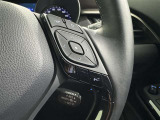 各操作スイッチなどもハンドルから手を放すことなく操作可能で安全運転に支援いたします!