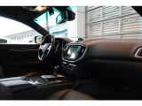 新車・中古車キャンペーン実施中!高年式から低年式まで数多く揃えております。乗出し総額やご希望金額等メールお電話にてご相談お問い合わせ下さい。