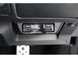 EТC2.0はビルトインカバーですっきり収納☆ご納車前の再セットアップ承っていますので、すぐにスムーズに高速道路に乗れます!