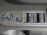 運転席のスイッチ類です。