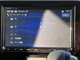 スマートフォン連携機能とBluetoothで携帯を接続し音楽などを流すことができます!!