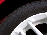 【純正アルミ】純正アルミ装備車です。走りもキビキビ見た目も格好良いです。見た目を重視する方には欲しい装備です!