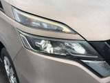 【オートライト】車外の明るさを検知して、自動的にヘッドライトを点灯してくれます♪トンネルを走行する際にも、自動的に点灯してくれて便利な装備の1つです♪