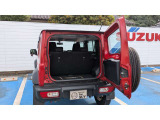 ちょっとしたお買い物にも便利なちょうどよいサイズの荷室♪