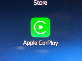 ●Apple Car Play:スマホとの有線接続で、ナビ・オーディオ再生などスマホのアプリ機能が画面でも使える便利機能です!