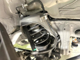 お車を安心してお乗りいただく為には、足回りの定期点検が欠かせません。サービスサポート(有償保証)では無料点検もご提供しており、安心のカーライフをお過ごしいただけるサポート体制が整っています。