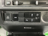 車両状態証明書修復歴の有無も一目瞭然。機能や内装・外装、走行距離、修復歴の有無をチェックし、クルマの状態を10段階にした車両状態証明書。数字や記号を使ってわかりやすく表示しています。