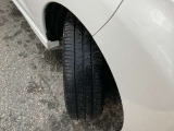 タイヤサイズは165/55R15です!各タイヤメーカー取扱いしております。お買い換えの際もご相談ください。