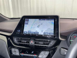 ナビゲーション付です。 ナビがあると便利、ラクラク何処でもいけます。 ナビが有るのと無いのとでは大きな違いですね。