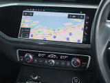 内装はシンプルに使い勝手を考え作られています。お車を運転する感覚をダイレクトに体感して頂けます。室内も広くロングドライブにも快適にお過ごしいただけます。