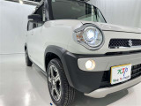 フォグランプ装着車です。暗い夜道の車両前方を明るく照らします