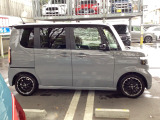 当社デモカー 人気のN-BOXカスタムの入庫です。新車保証継承 禁煙車