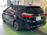 当店は仕上げ業者と提携して、車両の仕上げを行っております。磨き、ルームクリーニング、ヘッドライト磨き、を一貫して行っております。
