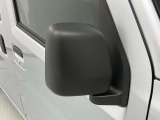 ご納車前に納車点検(法定12ヶ月点検相当)を実施し、基本性能に関わる機能や状態を徹底的に点検します。