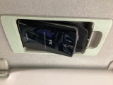 マツダ純正スマートインETC装備!サンバイザーの裏に車載器をスッキリ収納!ワンプッシュでETCカードの出し入れも簡単にできます。