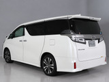 ★展示前点検実施★特殊な機材も用いて、全車点検を実施しております!