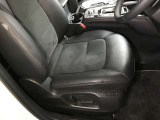 マツダ車のシートは人間工学に基づき設計されています。人の骨盤を支える様にシート内部の素材を研究し開発されていますのでロングドライブでも疲労を感じにくいのが特徴です☆