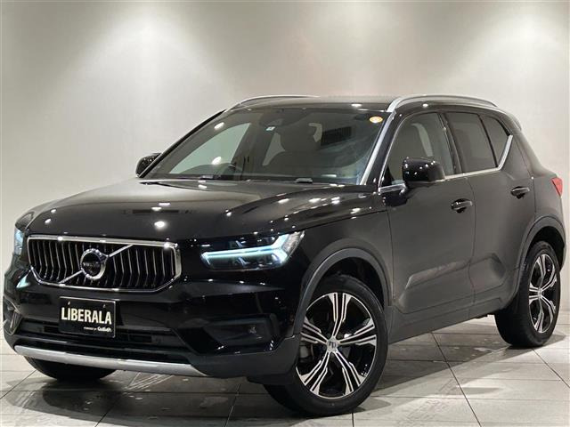XC40 B4 AWD インスクリプション 4WD 4WD 本革シート