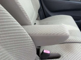 毎日過ごす運転席は要チェック。シートのへたり・擦れ、視界のイメージまで伝わる重要ポイント。