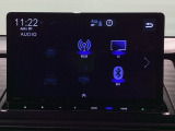純正メモリーナビとバックカメラ付☆bluetoothオーディオでドライブも好きな音楽を聴いて楽しめます。TV視聴も可能です☆