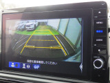 ◆◆バックカメラの画像です。ガイドラインがスムースな車庫入れをサポートいたします!車庫入れの安心感がアップしますね☆