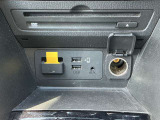 AndroidAutoとAppleCarPlayが利用可能、スマートフォンアプリの一部の機能を車で操作可能になります。