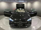 『メルセデス・ケア』が継承されるお車は、車両本体の保証にプラスして、エンジンオイルやワイパーブレード等の消耗部品に関しましても、交換時期に達している場合は無償交換させて頂きます