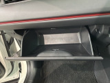 自社商品化センターにて内外装のクリーニングを実施しております!