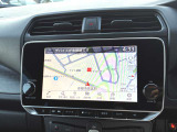 EV専用の9インチ大画面NissanConnectナビゲーション!自動地図更新や最新の充電スポットを表示(別途有料契約が必要になります)。「docomo in Car Connect(有料)」申込みで車内が使い放題Wi-Fiスポットに!