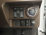 運転席から各種操作が可能となっております。