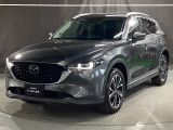 CX-5のアイデンティティは、デザイン、走り、室内、荷室、価格などを高次元でまとめたバランスの良さにあります!一芸で選ばせるSUVではなく、長く付き合うほど良さが分かるSUVなのです!
