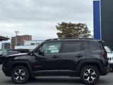 正規ディーラーの取り扱えるJEEPブランド保険もご用意!ご加入頂いた際、オリジナルサービスの『ボディ補修』『ガラス補修』『タイヤ補修』を無償で付帯いたします!※詳細はスタッフにお尋ねください。