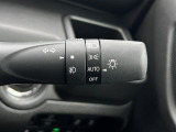 [オートライト]AUTOに合わせておくだけで夜間や、トンネル内で自動でヘッドライトが点灯します!付け忘れ消し忘れがないので楽々☆