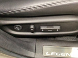 【パワーシート】シートの前後スライドとリクライニングの角度や高さを、電動で調節可能できます♪