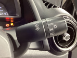 オートライトはレバーをAUTOの位置にすると周囲の明るさに応じて自動で点灯/消灯します。