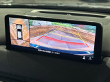 【360&deg;ビューモニター】専用のカメラにより、上から見下ろしたような視点で360度クルマの周囲を確認することができます☆死角部分も確認しやすく、狭い場所での切り返しや駐車もスムーズに行えます。