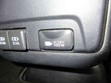 アクセサリーコンセント(AC100V・100W)を設置しております!AC100Vで消費電力の合計が100W以下の電気製品の使用が可能になり、アウトドアや災害時に重宝します♪