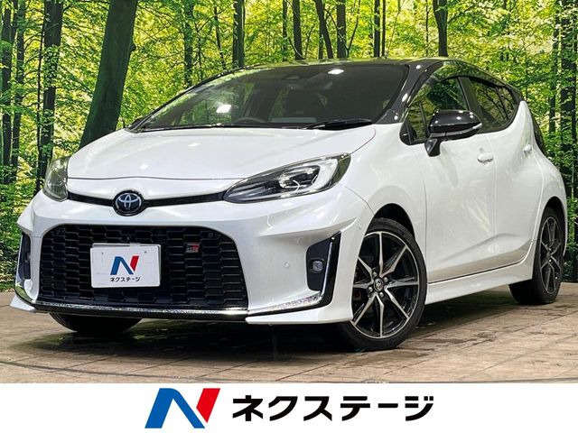 アクア  GRスポーツ