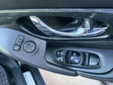 便利な電動格納ミラー付きです!駐車の際は忘れず♪