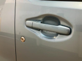【保証について】当社は全社保証付き!!ご納車前に点検・整備を行い、クルマに合った保証を設定させて頂いております。もちろん全国統一保証でございますので、ご購入後も安心してサポートを受けることが出来ます!