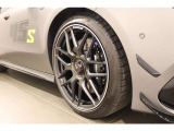 お気軽にお問い合わせください。Tel:075-325-0440 Mobile:070-2313-8676  中古車担当:時女まで