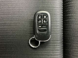 スマートキーです!ドアの施錠・解錠・エンジンの始動がスムーズで大変便利です!