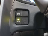 オートマチックハイビームを装備しております☆先行車や対向車のライトを認識し、ハイビームとロービームを自動で切り替える機能です!夜道の視界を確保してくれますので安心ですね♪