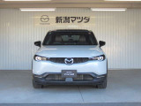 新潟マツダ自動車の中古車をご覧いただき誠にありがとうございます。ぜひ一度ご来店いただき、展示車をご覧になっていただければと思います。ご来店をスタッフ一同心からお待ちしております。