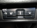 【 ETC車載器 】今や必需品のETC車載器。ETC専用のスマートインターなどを利用できて非常に便利なアイテム。