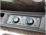お車のご納車は待ち遠しいもの。1日でも早くご納車が出来るよう、整備拠点と販売店を結ぶ輸送ラインを確立しております。