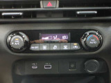オートエアコンでお好みの温度になり、運転に集中できます。